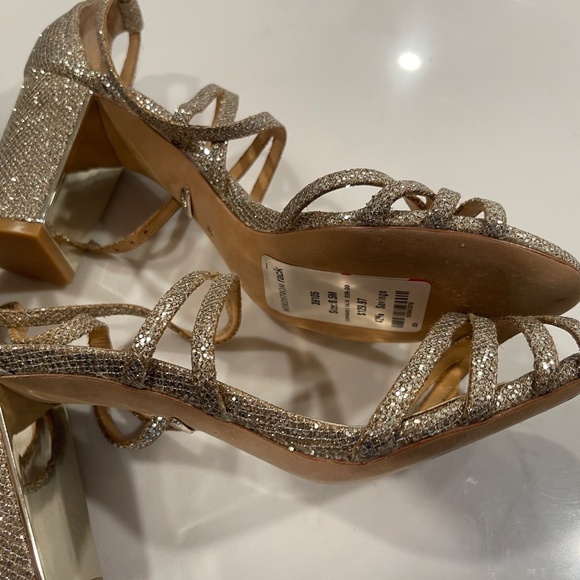 BADGLEY MISCHKA gold wedge heel - Picture 3 of 4